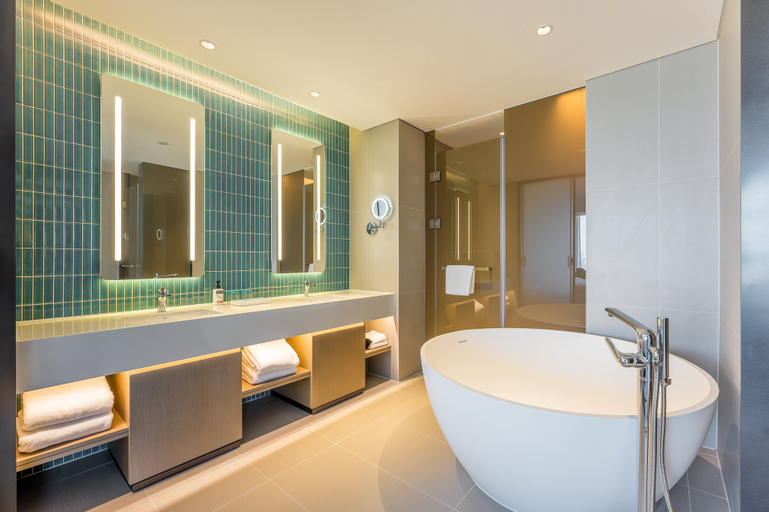 Bathroom 7