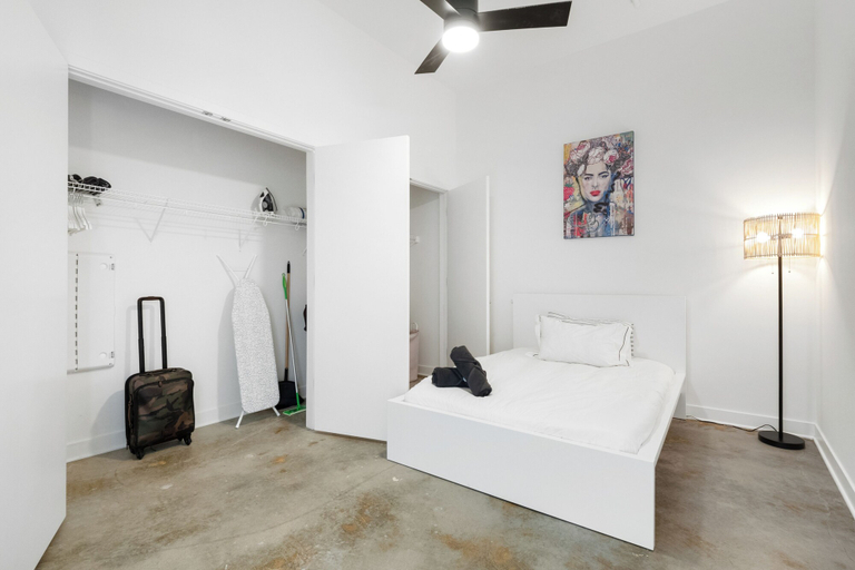 Bedroom 2, Ballpark Luxury Loft Steps from Arch, Saint Louis