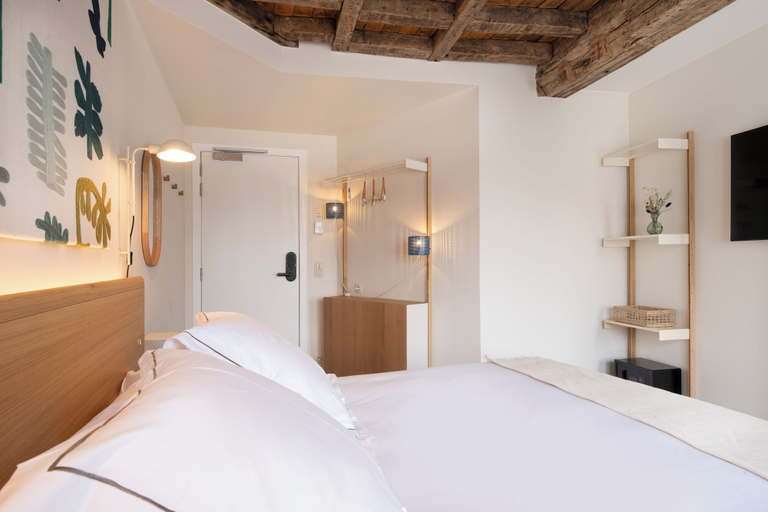 Bedroom 2, Made in Catherine, Bruxelles