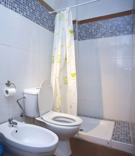 Bathroom 3, Pension Santa Maria La Blanca, Sevilla