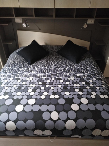 Bedroom 1, Le Due Baie e le Cinque Terre, Genova