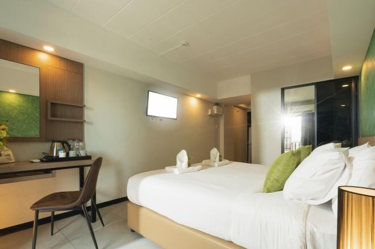 Bedroom 6