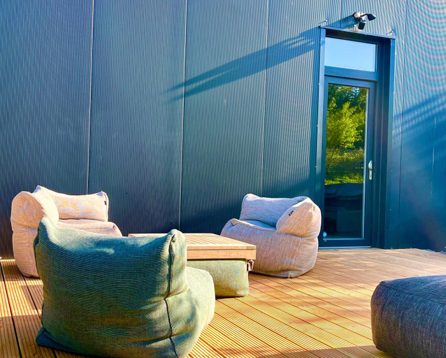 Others 4, Guestroom by "FARBGESTALT", Hildesheim