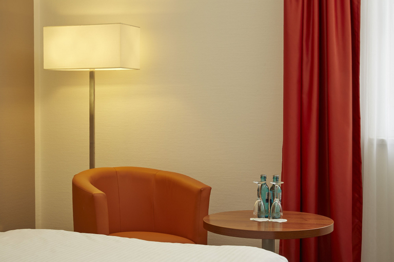 Bedroom 2, H+ Hotel Leipzig - Halle, Saalekreis