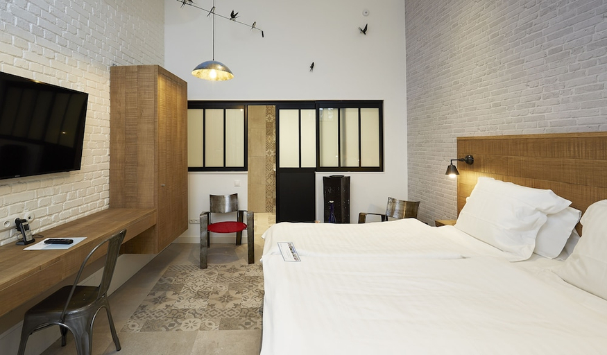 Bedroom 2, Hotel The Originals Le Cise, Somme