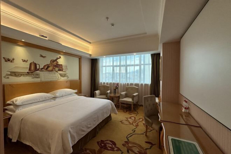 Bedroom 3, Vienna Hotel (Huizhou Qiuchang Yingbin Road), Huizhou