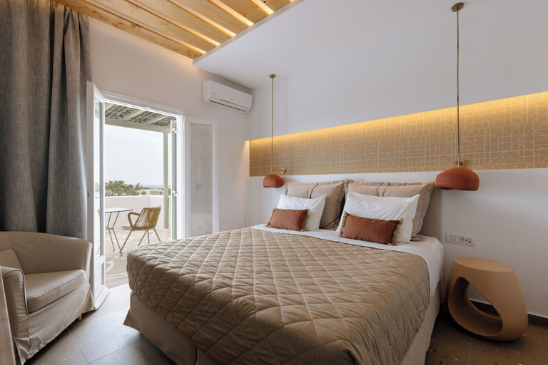 Bedroom 3, Pnoi Hotel, South Aegean
