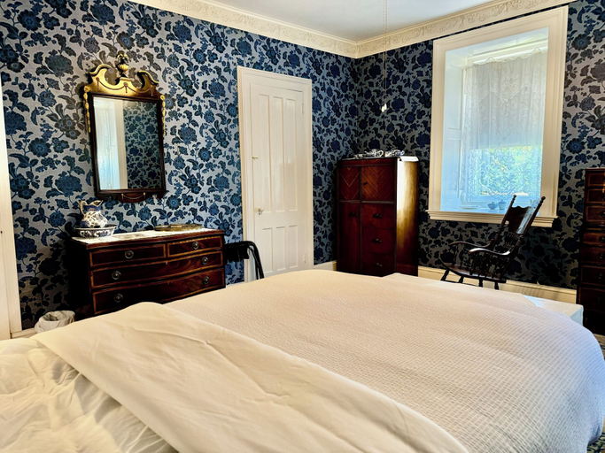Bedroom, Limestone Mansion, Otsego