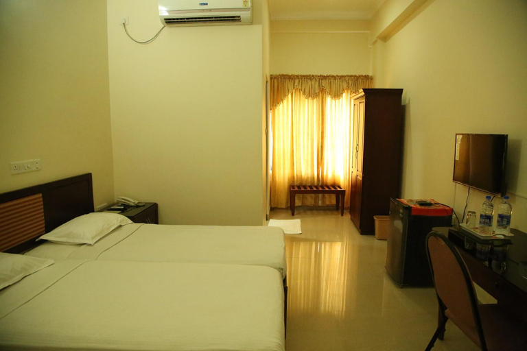 Others 5, Kallada Residency, Thrissur