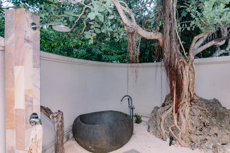 Bathroom 4