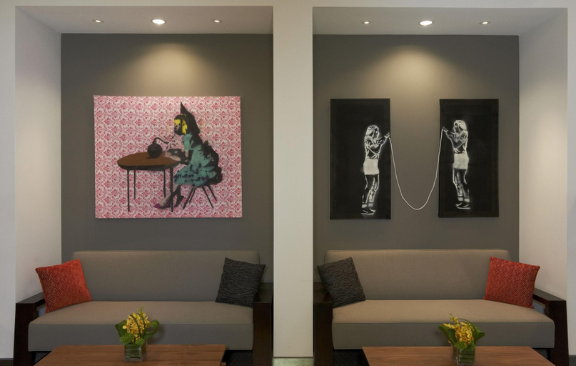 Public Area 3, Kinzie Hotel, Cook