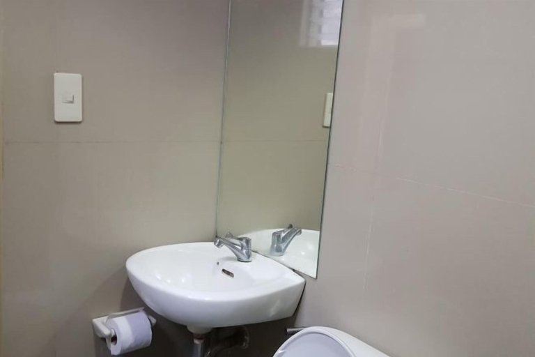Bathroom 9