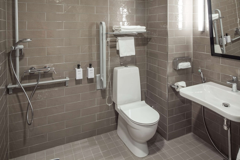 Bathroom 3, Scandic Rovaniemi City, Lapland