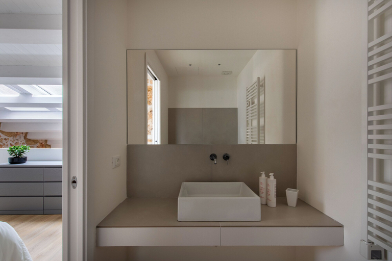 Bathroom 3, Casa Design tra le Mura by Wonderful Italy, Palermo