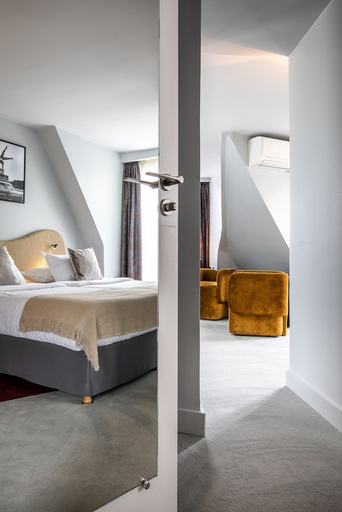 Bedroom 2, Belloy Saint Germain, Paris