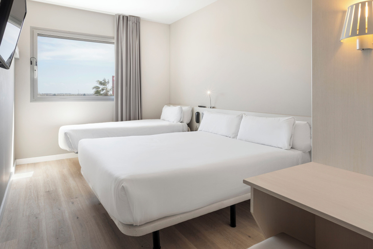 Bedroom 4, B&B Hotel Barcelona Viladecans, Barcelona