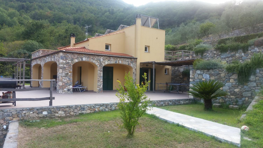 Others 5, Ort holiday's time, Savona