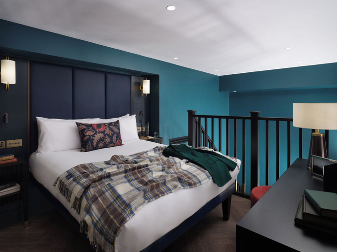 Bedroom 3, The Other House South Kensington, London