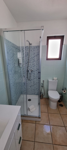 Bathroom 4, Albufeira Jardim Apartments, Albufeira
