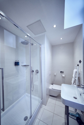 Bathroom 4, Maison No, Rhône