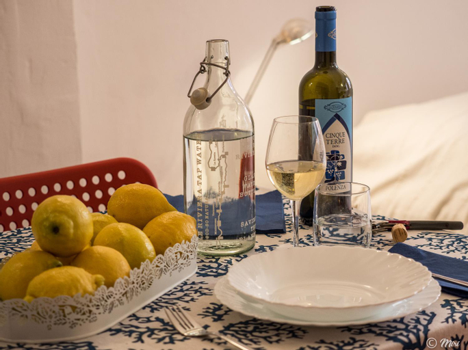 Food & Drinks 3, Rundanina Village Life Studio, La Spezia