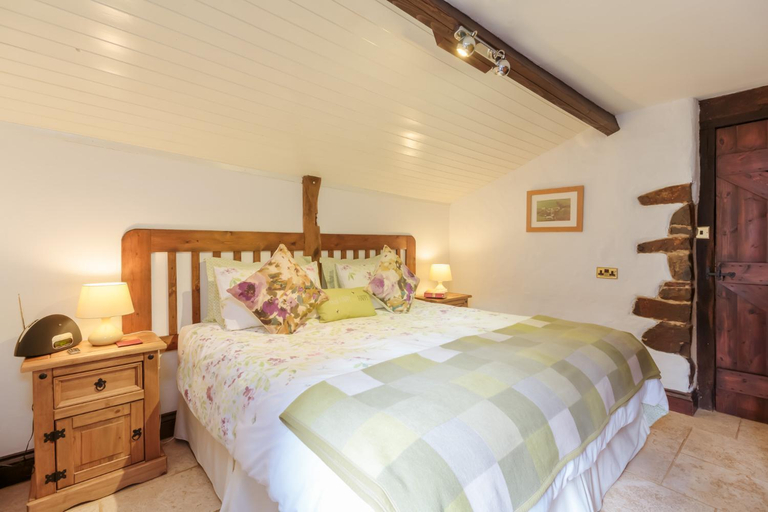 Bedroom 2, WebberHillFarmCottages, Devon