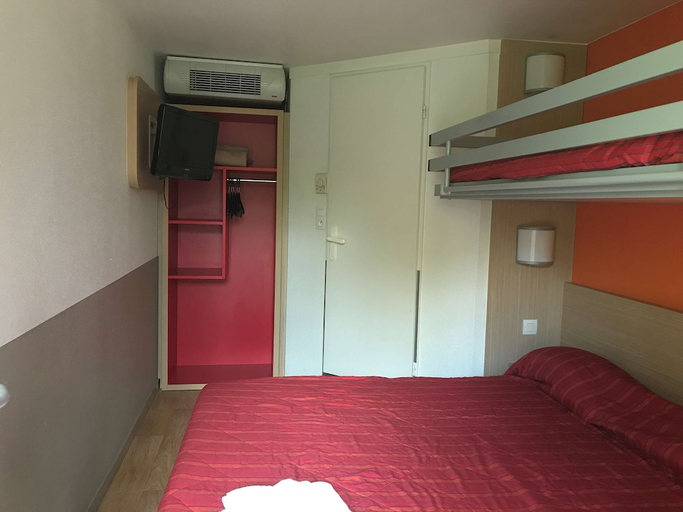 Bedroom 2, Premiere Classe Marseille Est - La Valentine, Bouches-du-Rhône