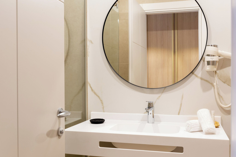 Bathroom 4, Lupa By Bueno, Constanta