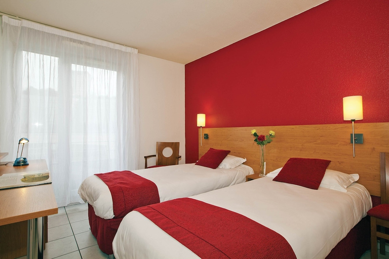 Bedroom 2, Sejours & Affaires Lyon Park Lane, Rhône