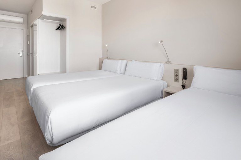 Bedroom 4, B&B Hotel Barcelona Viladecans, Barcelona