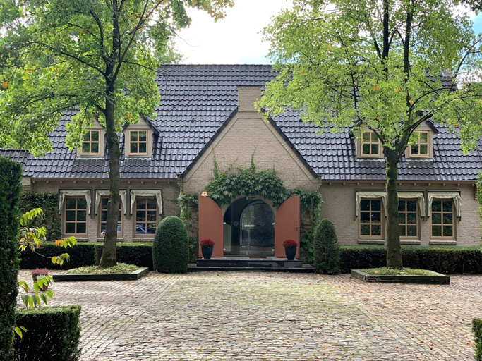 Others 2, Beautiful Villa in Drunen With Private Heated Pool, Heusden