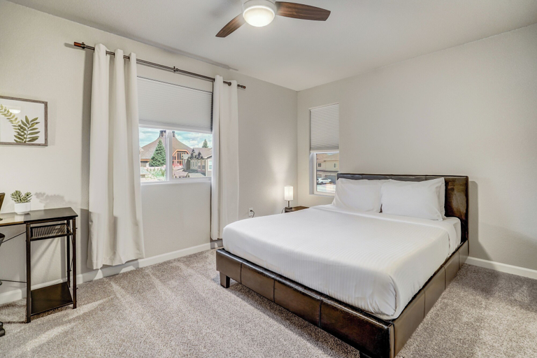 Bedroom 2, Sakura Springs, El Paso
