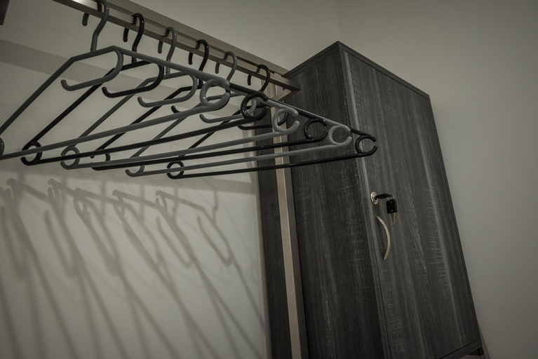 Others 2, B&B Elegance, Messina
