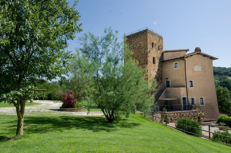 Exterior & Views 1, Tenuta la Torraccia agriturismo, Viterbo