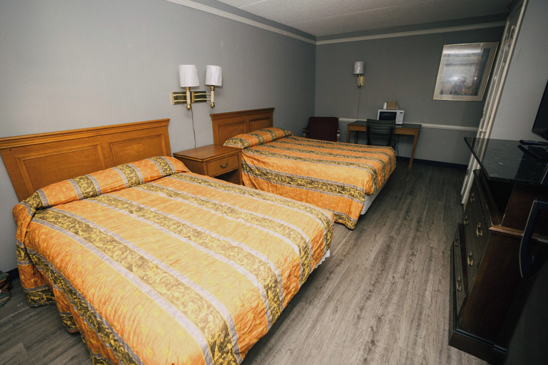 Bedroom 5, Guest Inn & Suites, Gwinnett