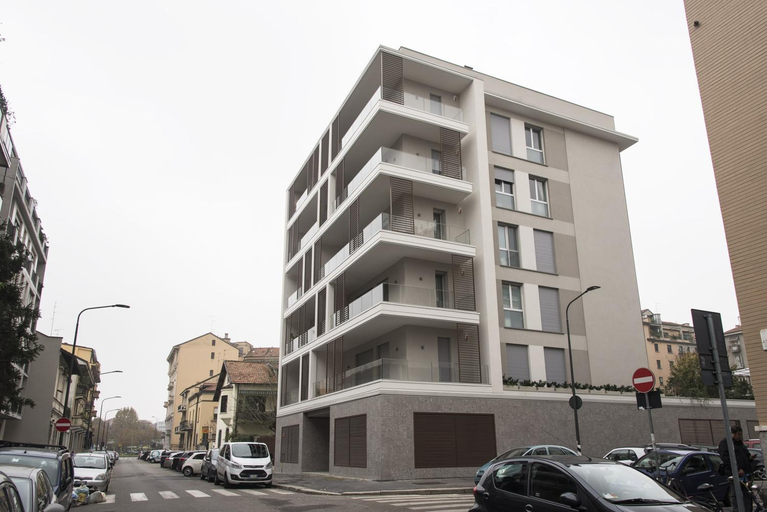 Others 2, Design & New Center Apartments, Milano