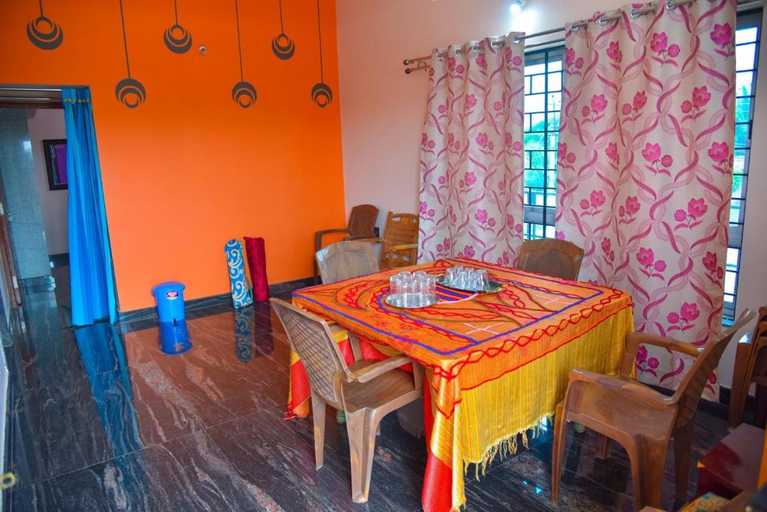 Others 5, Gopi Homestay, Bellary