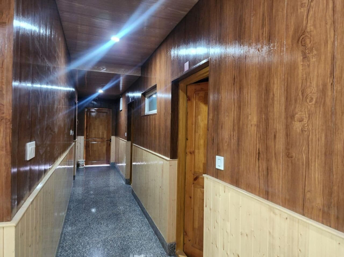 Others 5, City plaza resort, Anantnag