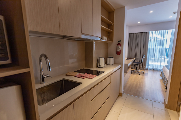 Dining Room 10