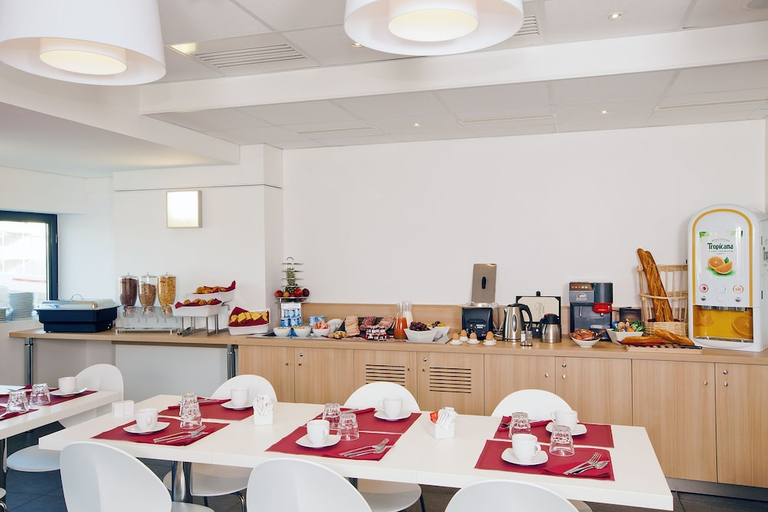 Food & Drinks 4, Residhome Nanterre La Defense, Hauts-de-Seine
