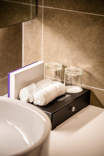 Bathroom 8