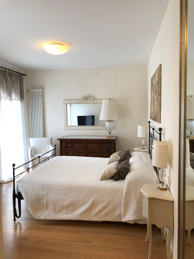 Bedroom 1, B&B Ca-Casoni, Treviso