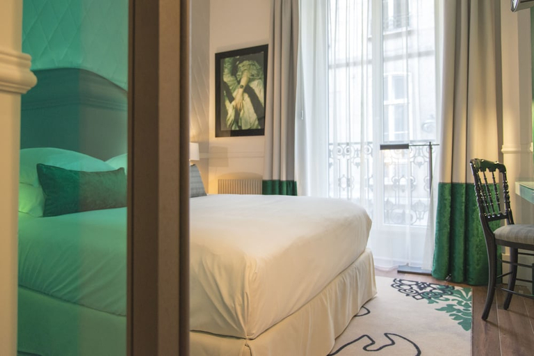 Bedroom 2, Edouard 7 Hotel, Paris