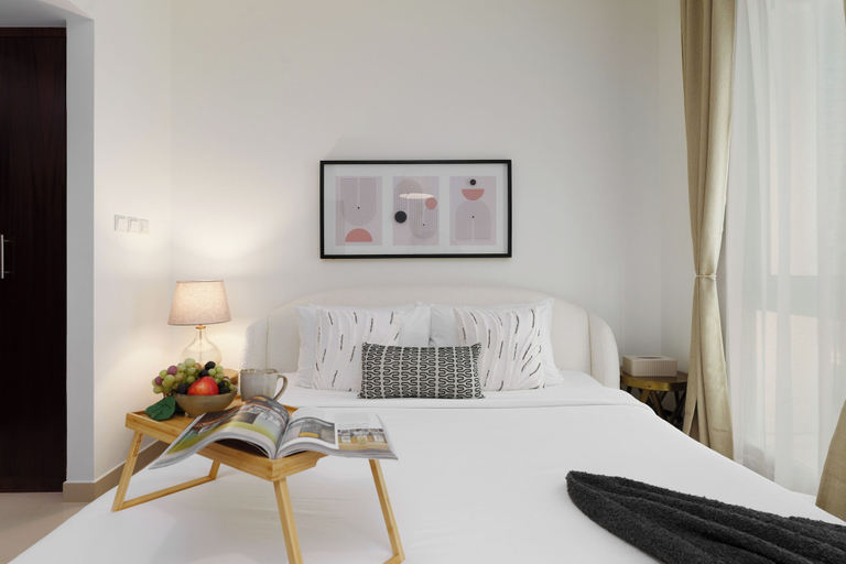 Bedroom 5, Maison Privee - Chic Urban Living by Dubai Opera & Burj Khalifa, Dubai