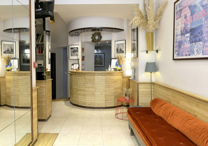 Others 5, Hotel Odessa Montparnasse, Paris