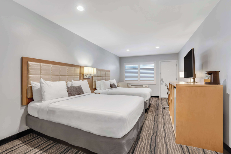 Bedroom 15