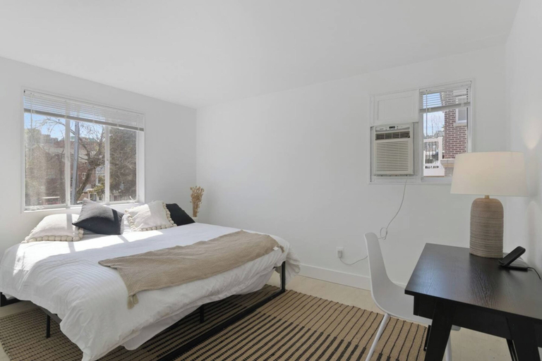 Bedroom 2, 4206 Washington Blvd Condos, Arlington