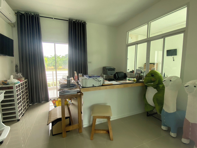 Public Area 2, Dino Homestay, Mae Taeng