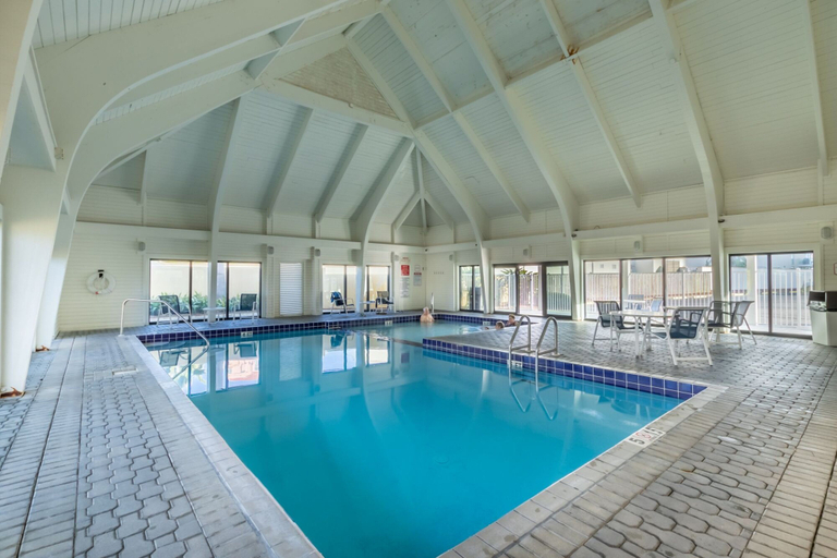 Sport & Beauty 4, Summer House Beachfront Condos, Baldwin