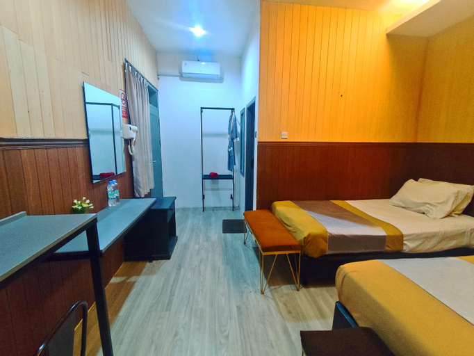 Bedroom 27